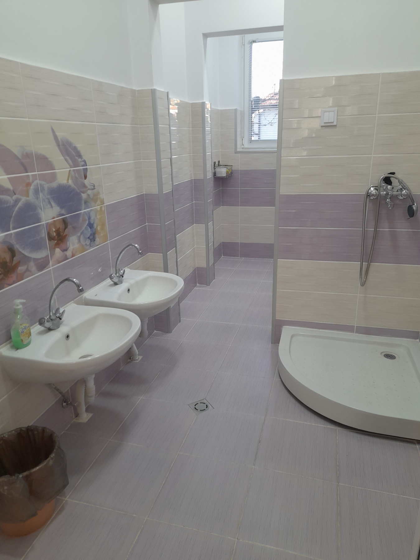 IMG-f1248485c3d1e8f38468f948e47fdaae-V